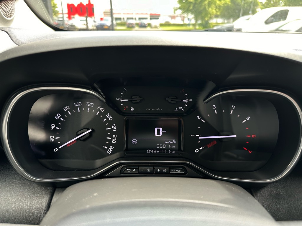 Citroen C3 Aircross 1.2 puretech feel // nieuwe distributie & grote beurt /