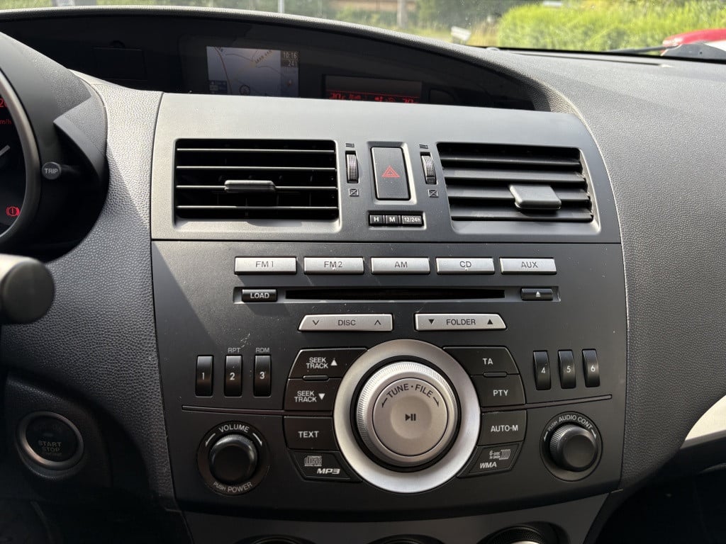 Mazda 3 2.0 disi gt-m bose 12 mnd bova garantie trekhaak