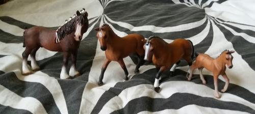 Schleich paarden