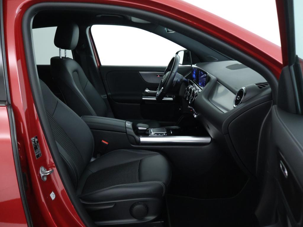 Mercedes-Benz Gla-klasse 250e business solution luxury line apple carplay |