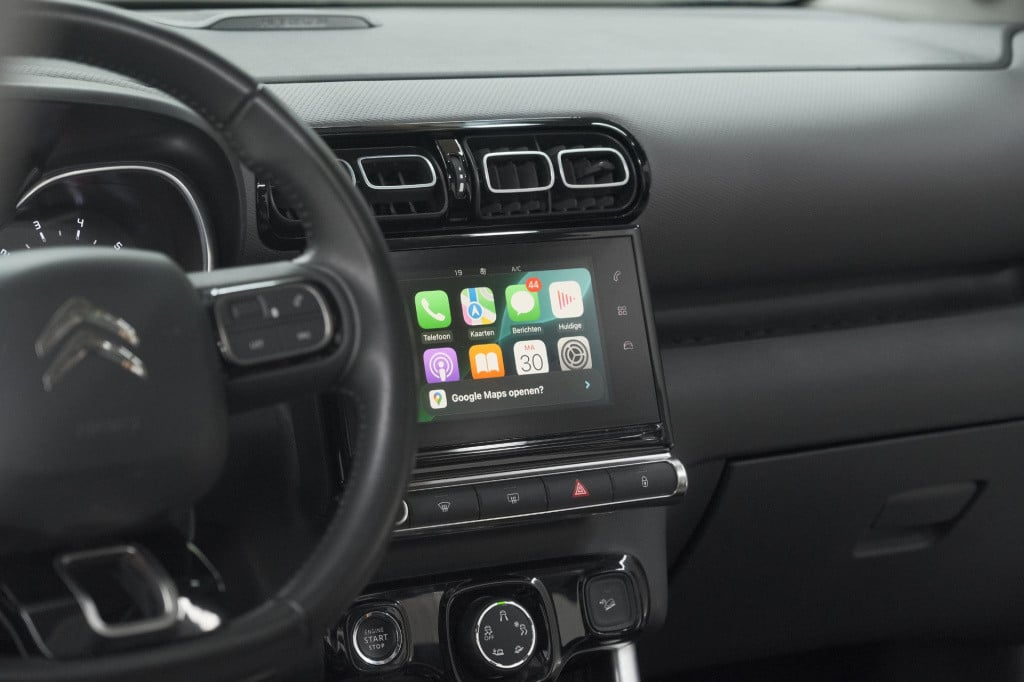 Citroen C3 Aircross puretech 110 eat6 shine | trekhaak | panoramadak | head