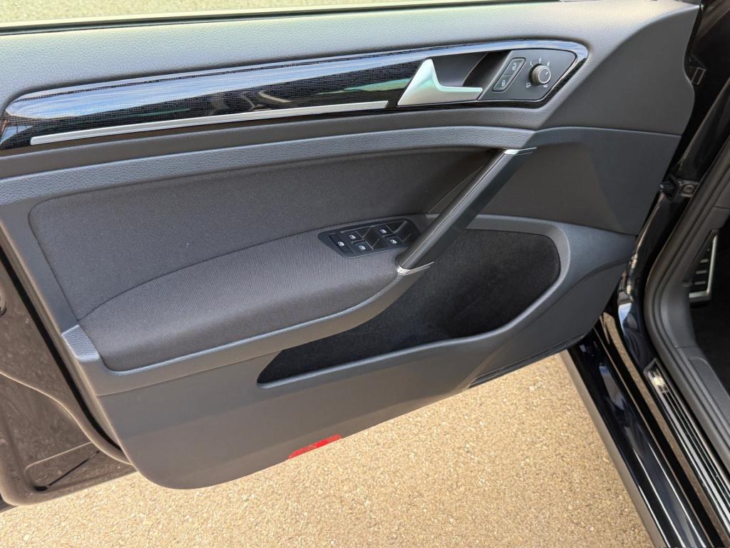 Volkswagen Golf 1.5 tsi highline | virtual | camera | adapt. cruise | carpl