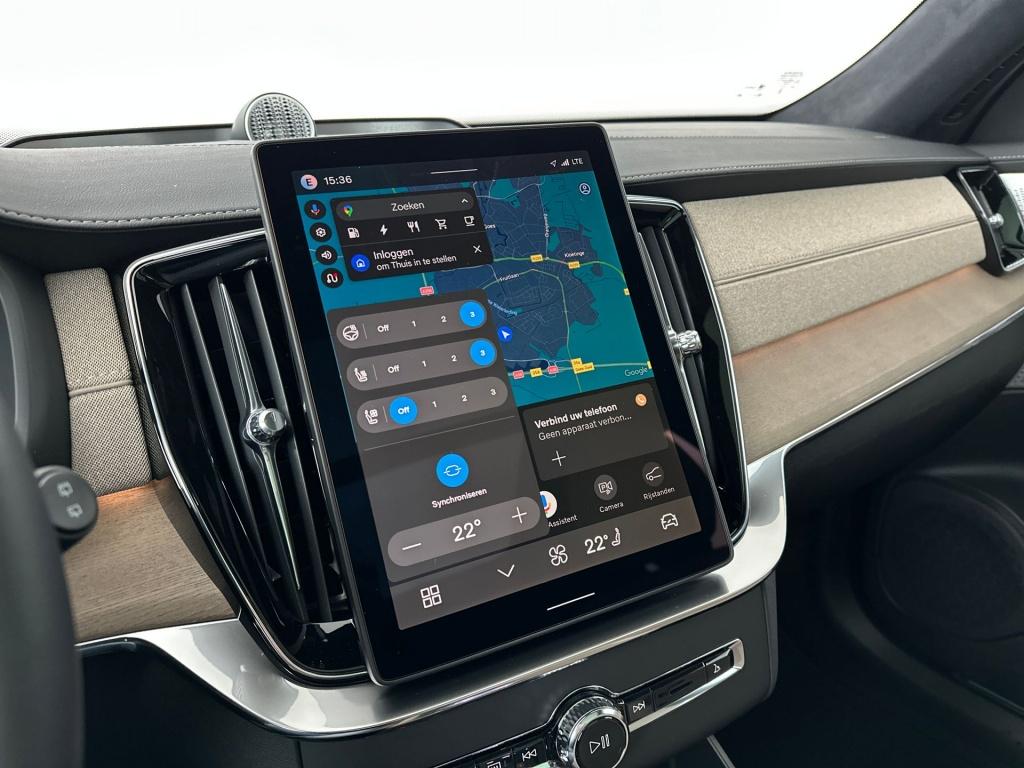 Volvo XC90 ultra bright recharge plug-in hybrid awd