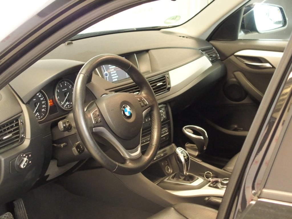 BMW X1 2.0i s drive upgrade edition nl auto, automaat, leder, xenon