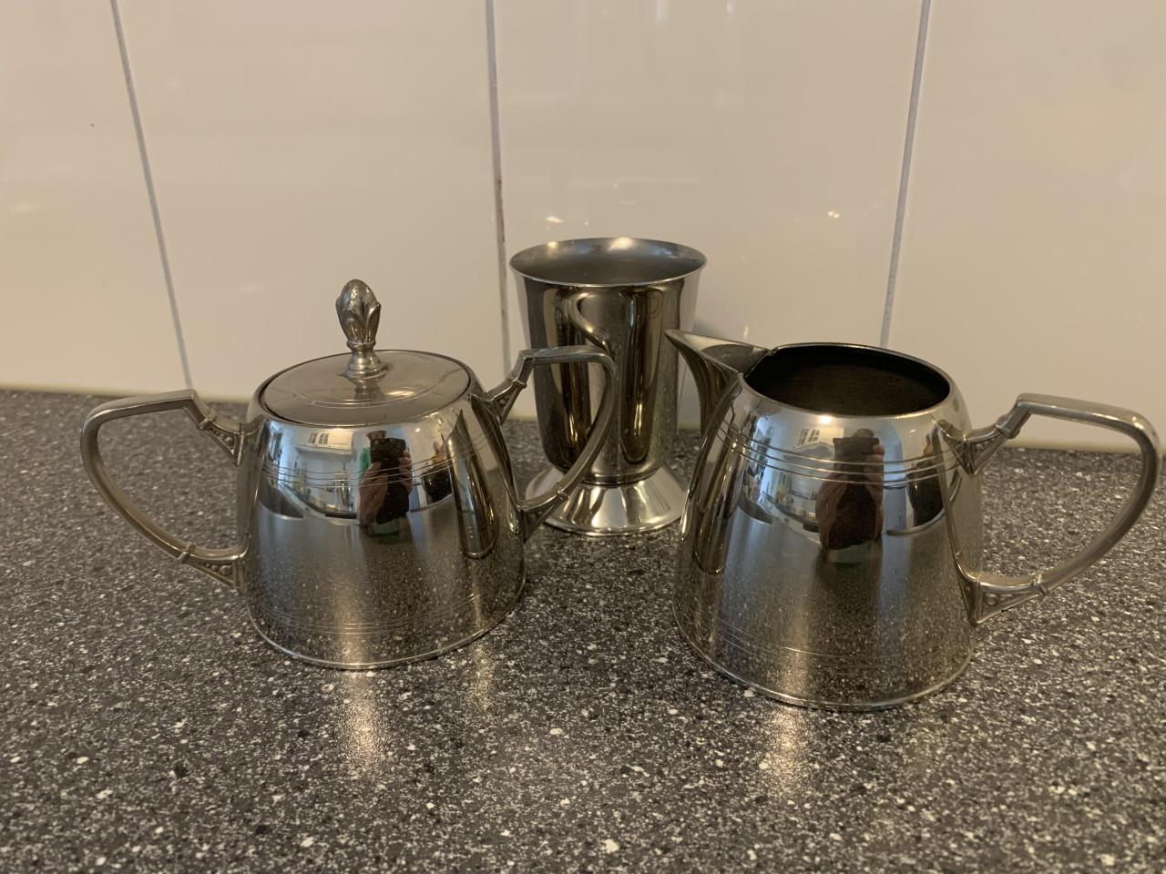 EEN MOOI ART DECO ROOMSTEL, 4 DELIG