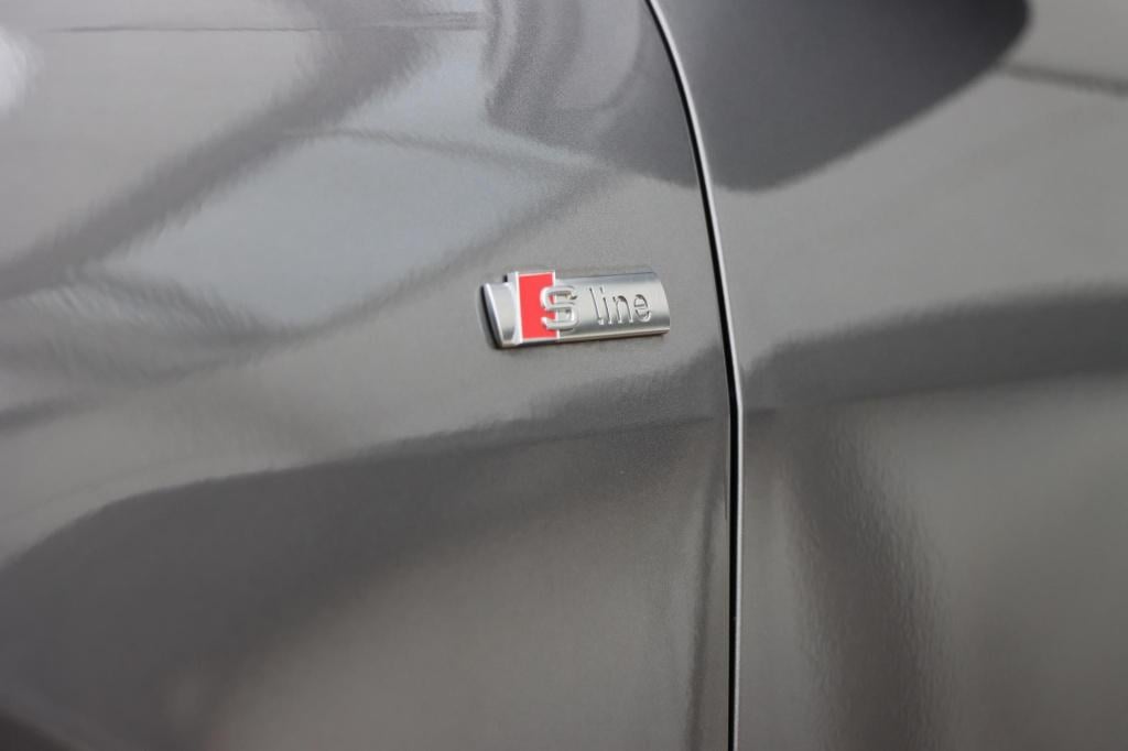 Audi Q4 E-tron 50 quattro s edition 77 kwh 299pk