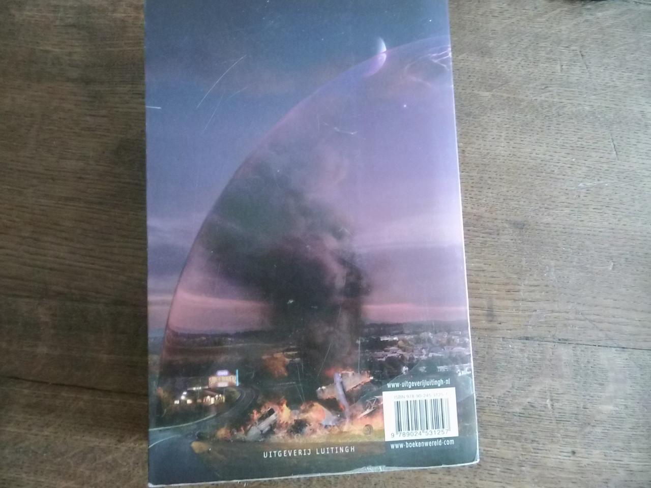 Gevangen van Stephen King.