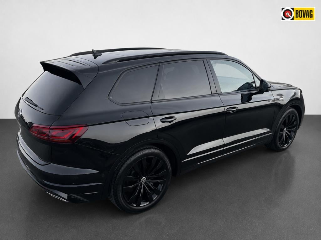 Volkswagen Touareg 3.0 tsi r ehybrid 4motion 462 pk, panodak, leer, luchtve