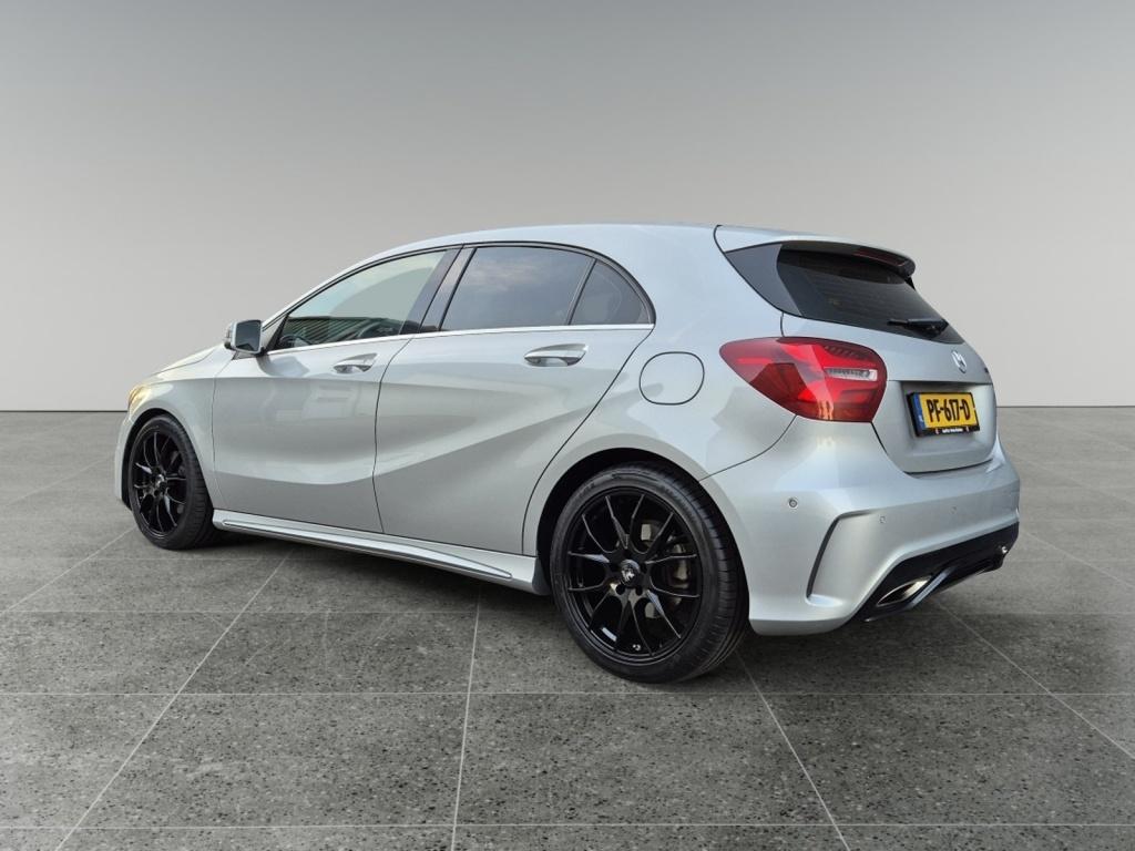 Mercedes-Benz A-Klasse 180 bus. sol. amg