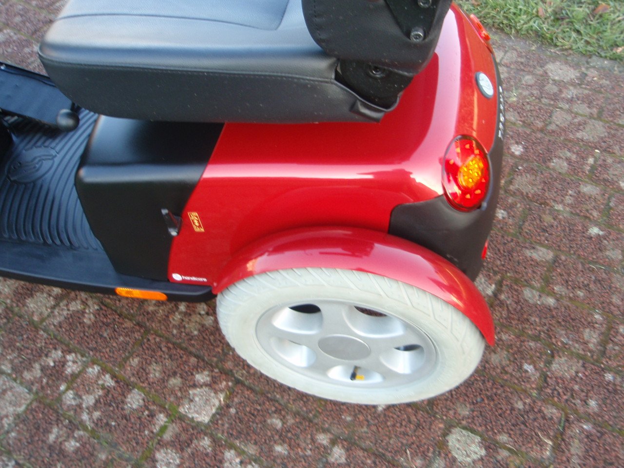 Zgan Trophy 6 3wiel best geveerde scootmobiel met nog maar 2463 km !!