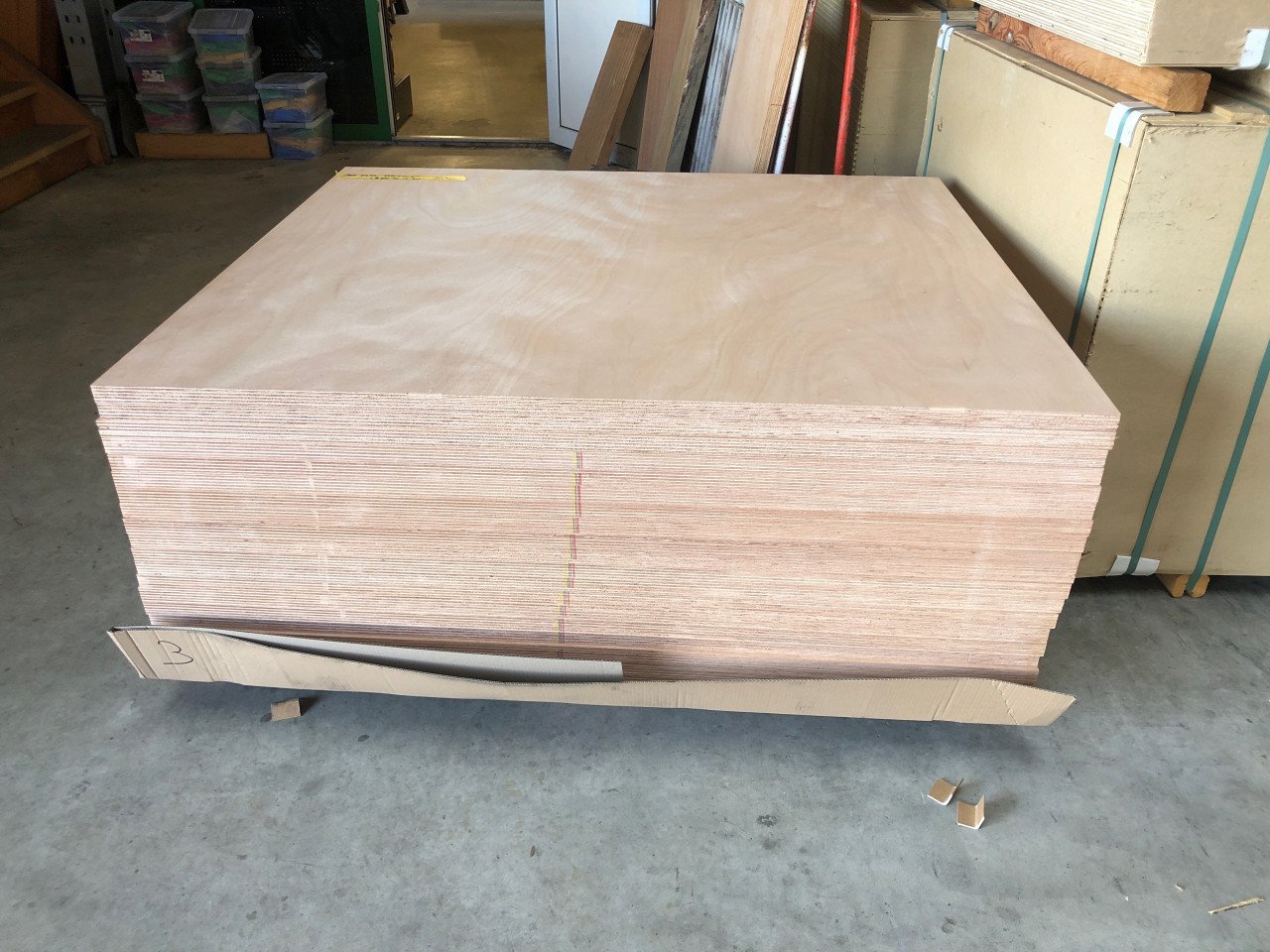 30 mm okome platen 1320 x 1530 voor 50 euro bij hhzb