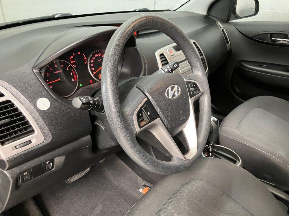 Hyundai i20 1.4 DynamicVersion Automaat