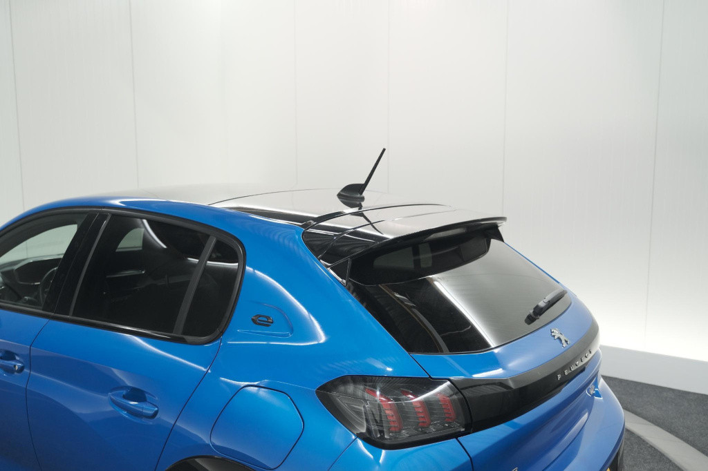 Peugeot 208 ev gt pack 50 kwh | 3 fase | camera | panoramadak | dodehoekdet