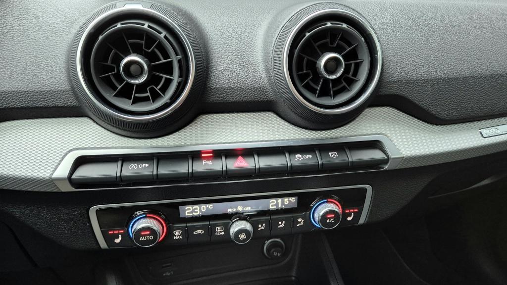 Audi Q2 35 tfsi advanced prestige | led matrix | navi | clima | trekhaak