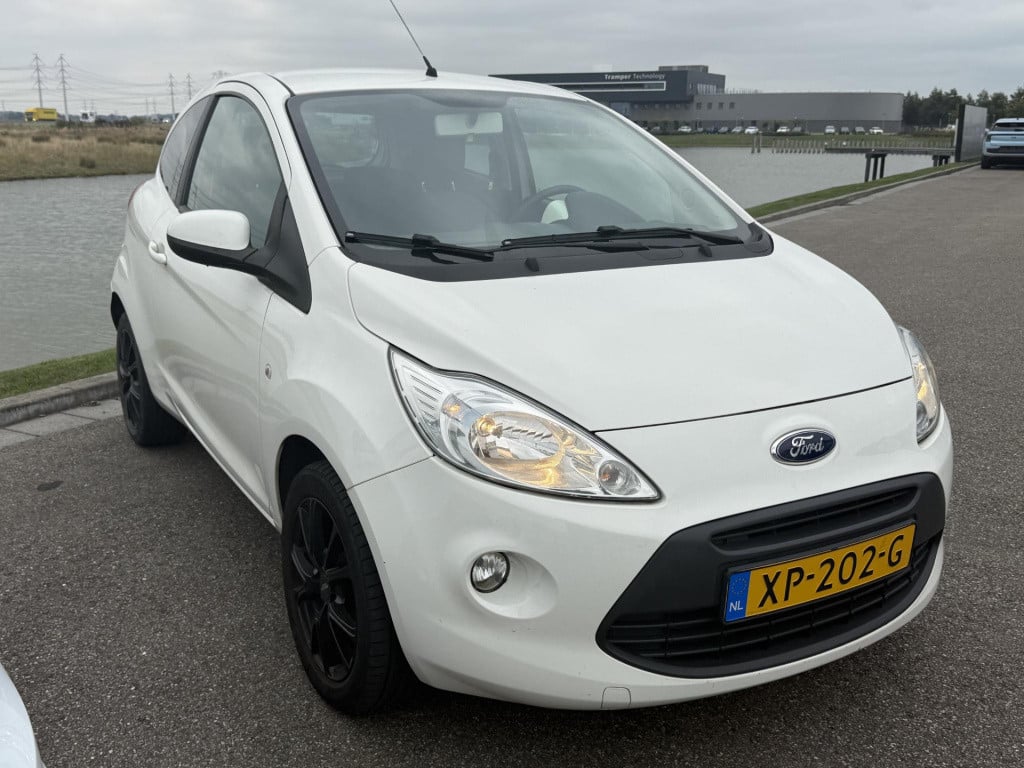 Ford KA 1.2 style start/stop 16'' lmv | airco | elektrische ramen & elektri