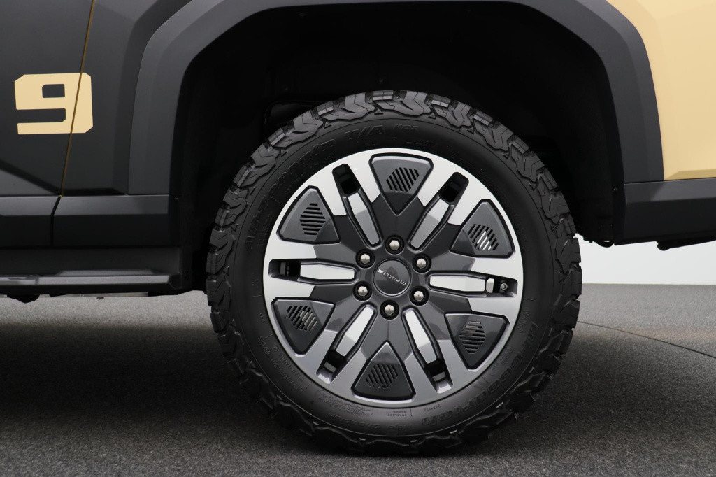 Maxus Eterron 9 eterron 9 102 kwh premium