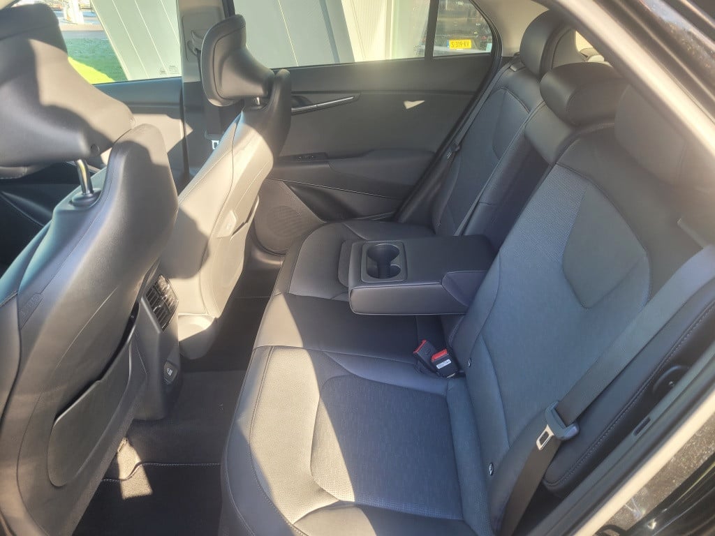 Kia Niro 1.6 gdi phev launch edition