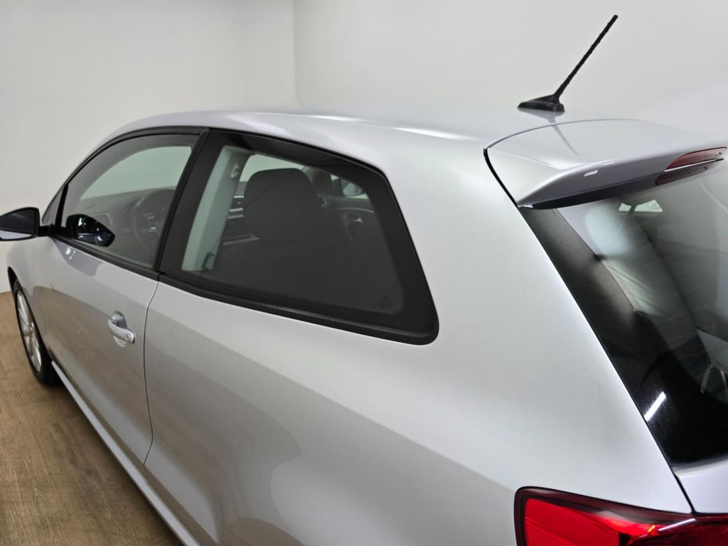 Volkswagen Polo occasion 1.2 tsi highline met carplay radio en sportieve lo