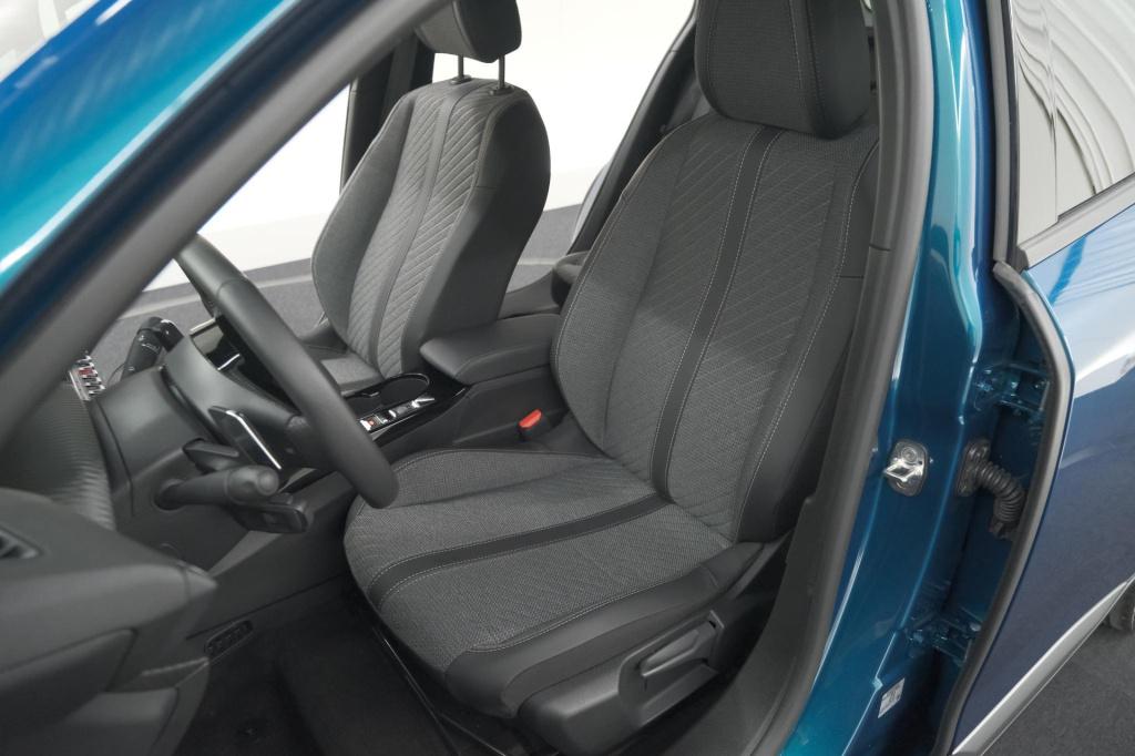 Peugeot 2008 1.2 hybrid 145 allure | vision plus pakket | 360 camera | adap