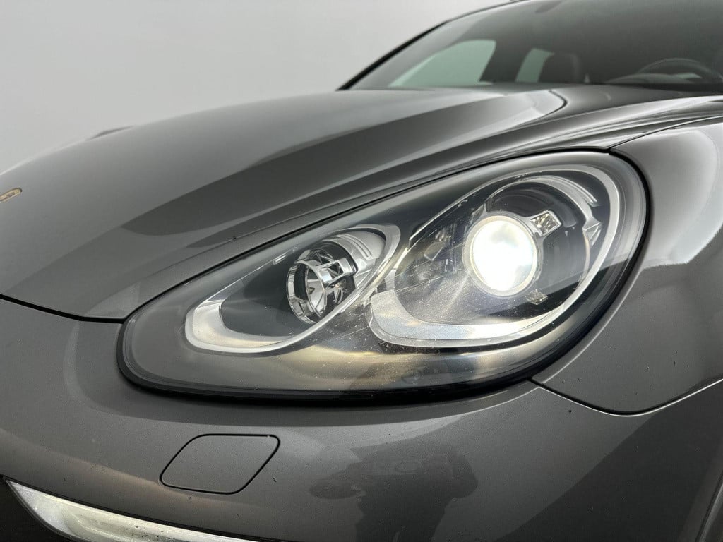 Porsche Cayenne 3.0 s e-hybrid panorama bose luchtvering trekhaak