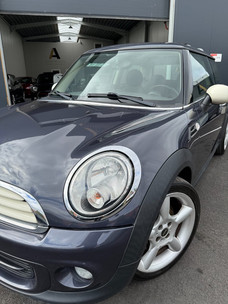 Mini One 1.6 malist - pano - nieuwe koppeling