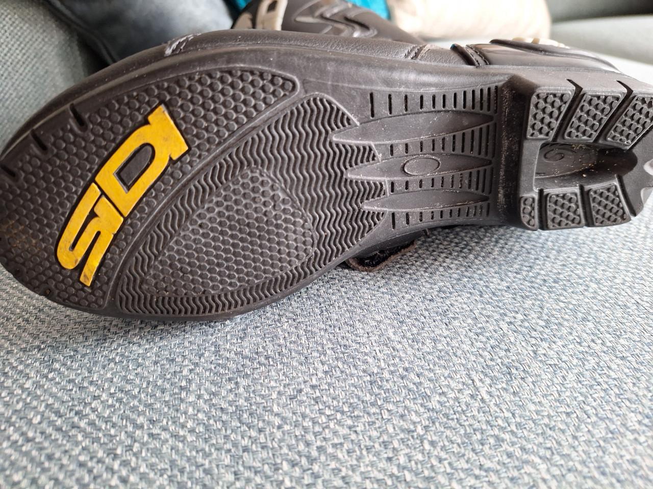 Motorlaarzen  merk SIDI maat 38