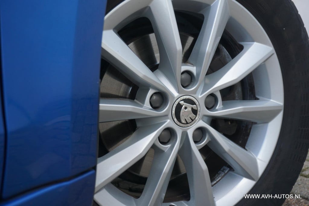 Skoda Octavia combi 1.4 tsi greentech ambition businessline dsg