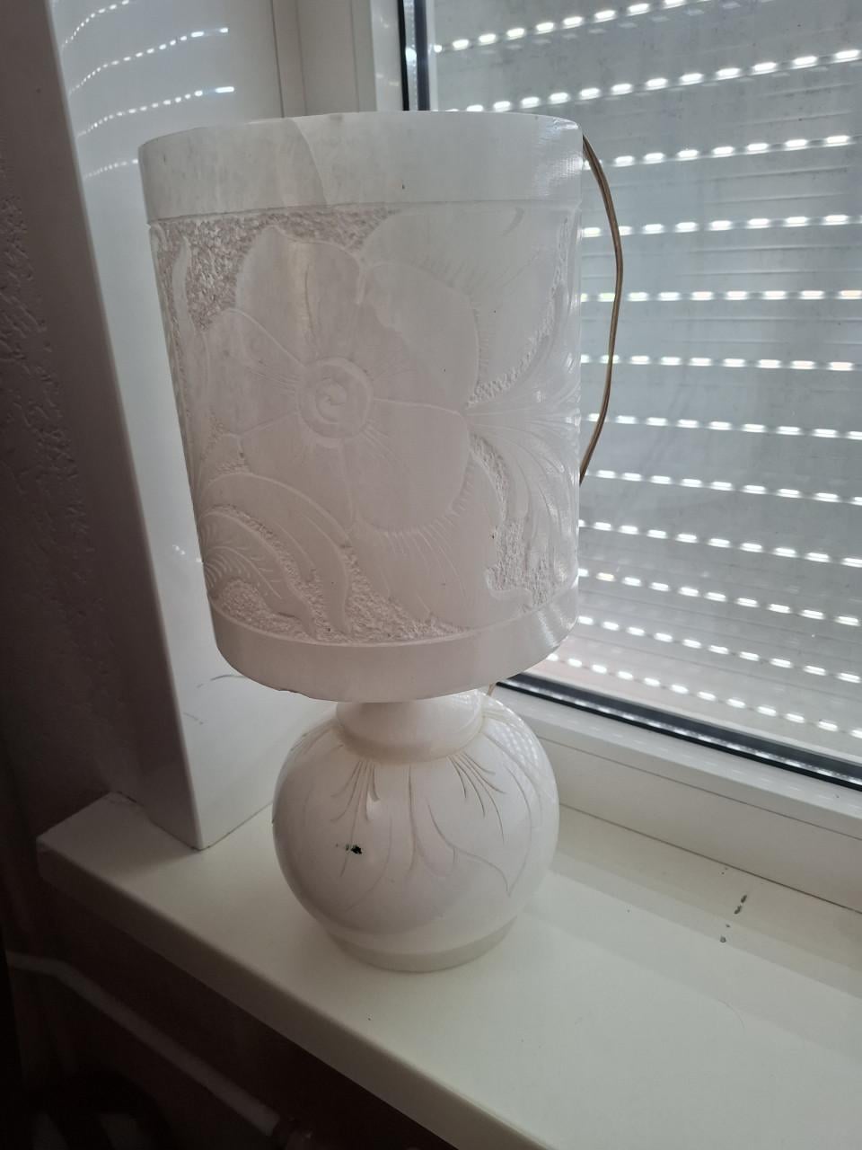 Albasten 20e eeuwse tafellamp