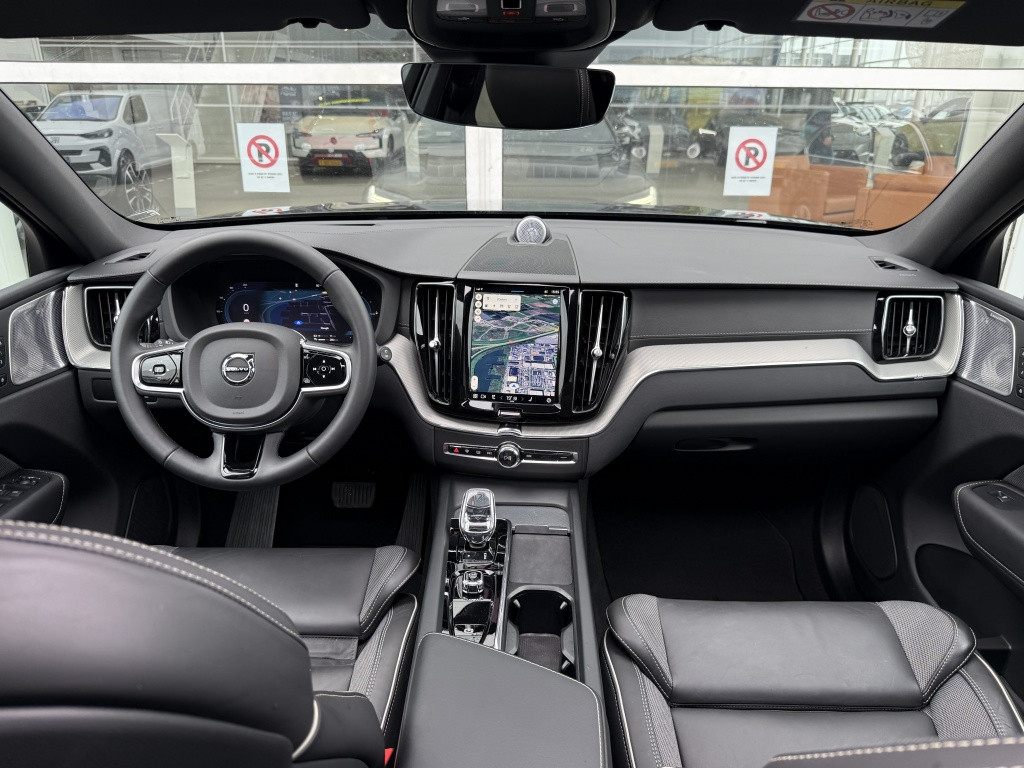 Volvo XC60 t6 398pk recharge black edition ultra dark full options !
