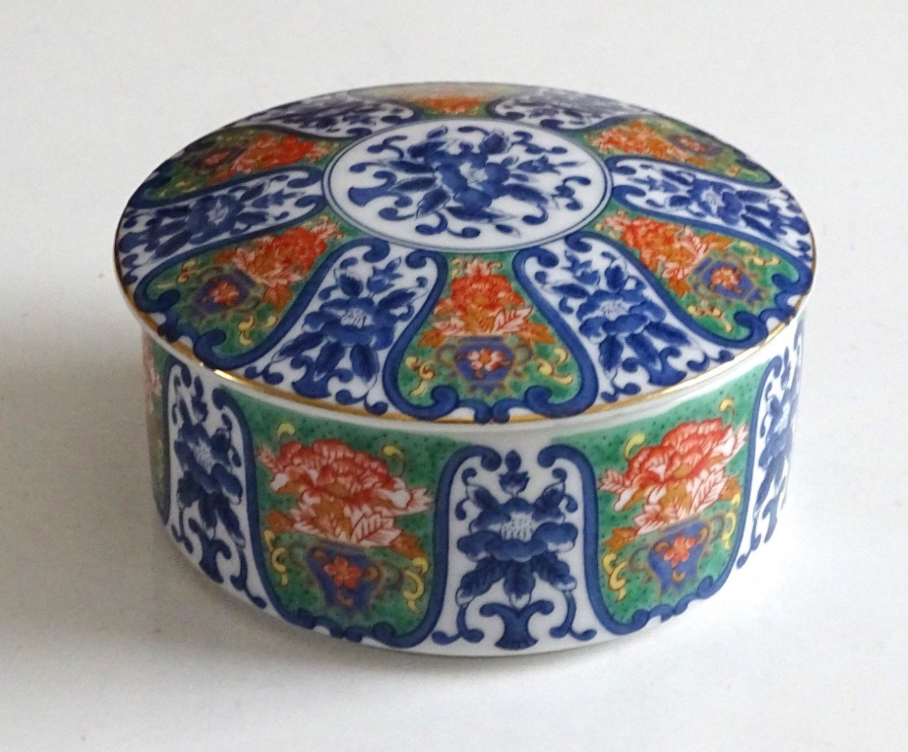 Mooi Japans Imari Arita porseleinen Doosje Japan porselein