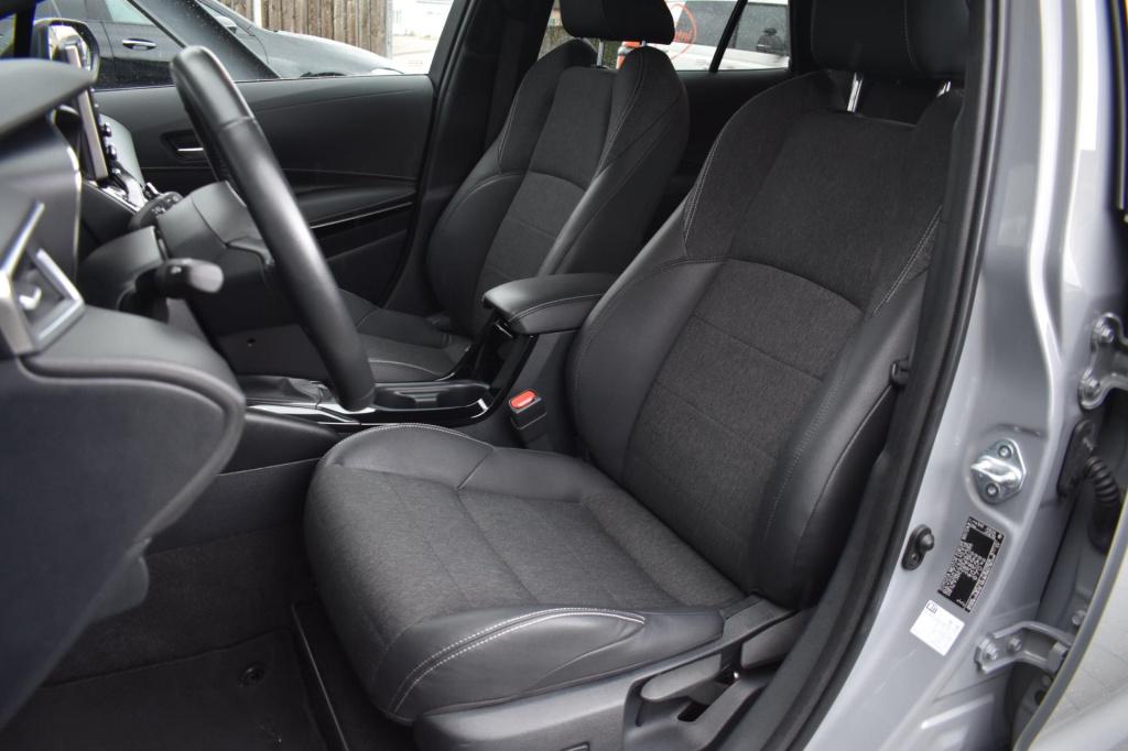 Toyota Corolla Touring Sports 1.8 hybrid dynamic | camera | stoelverwarming