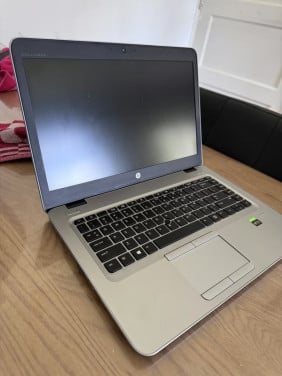HP EliteBook 840 G4 i7-7500U 16GB 256GB nieuwe accu W11