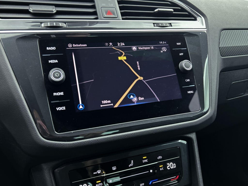 Volkswagen Tiguan 1.5 tsi r-line | automaat | lmv | panorama dak | climate 