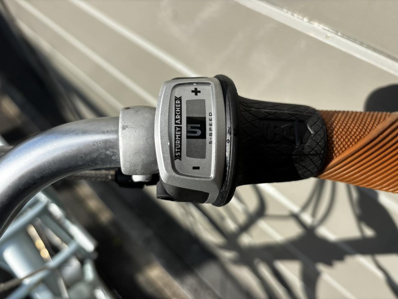 Keurige Batavus Diva damesfiets, 28 inch met 5 versnellingen