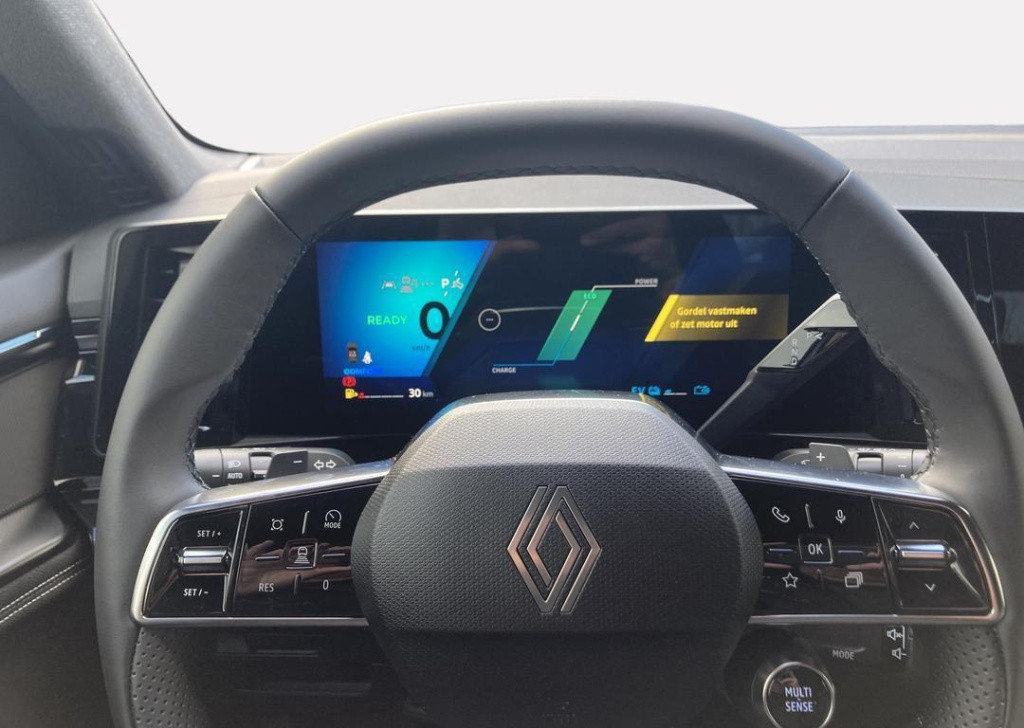 Renault Austral 1.2 e-tech hybrid 200 techno - pack solid