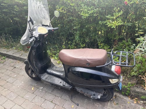 Opknap scooter RIVA