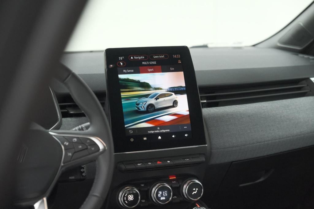 Renault Clio tce 90 gpf techno | 360 camera | 9.3 inch grootscherm | apple 