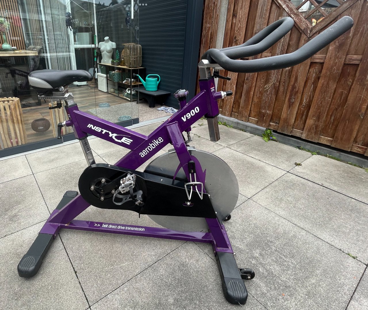 Instyle V900 Aerobike Indoor Studio Bike