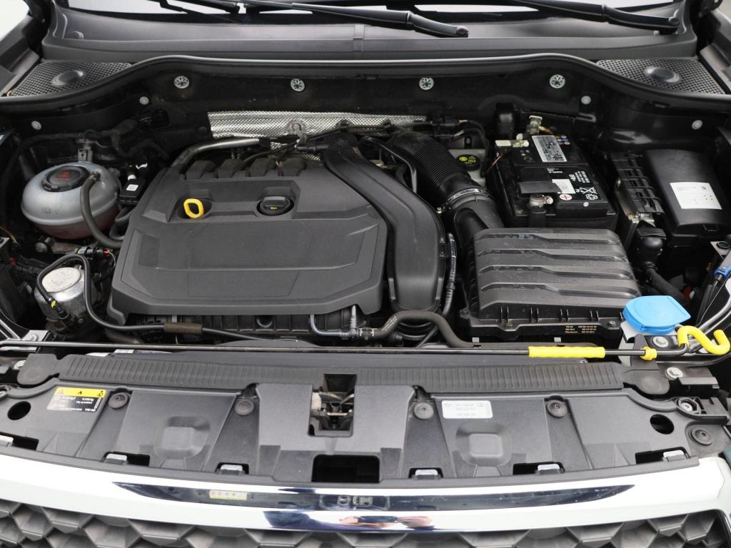 Seat Ateca 1.5 tsi style business intense | navigatie | apple carplay / and