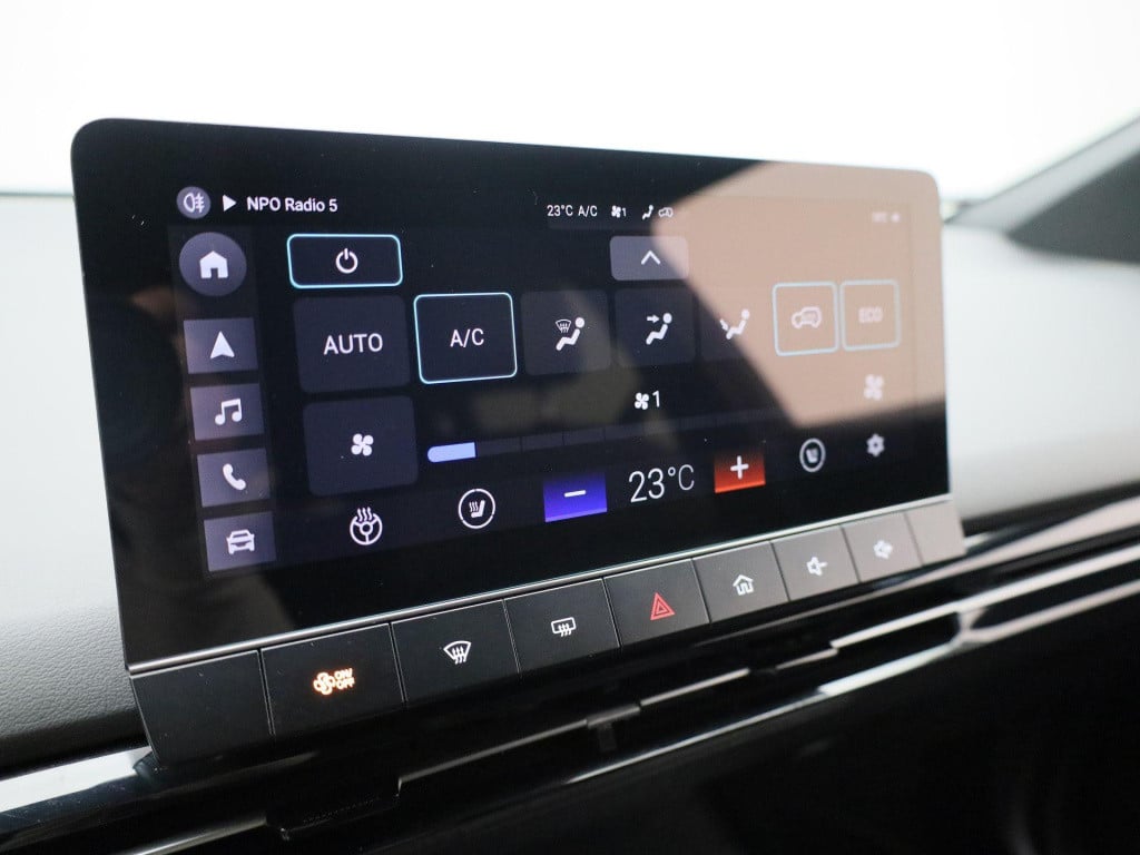 MG Mg4 64 kwh luxury