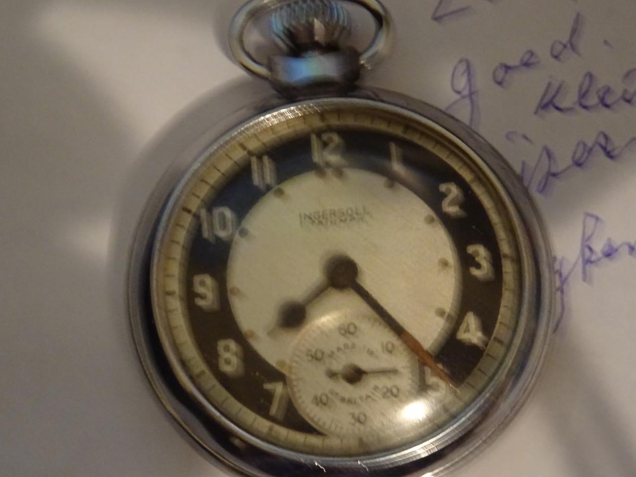 Te koop zakhorloge gebruikt loopt goed, kleine wijzer nakijken NO: 2