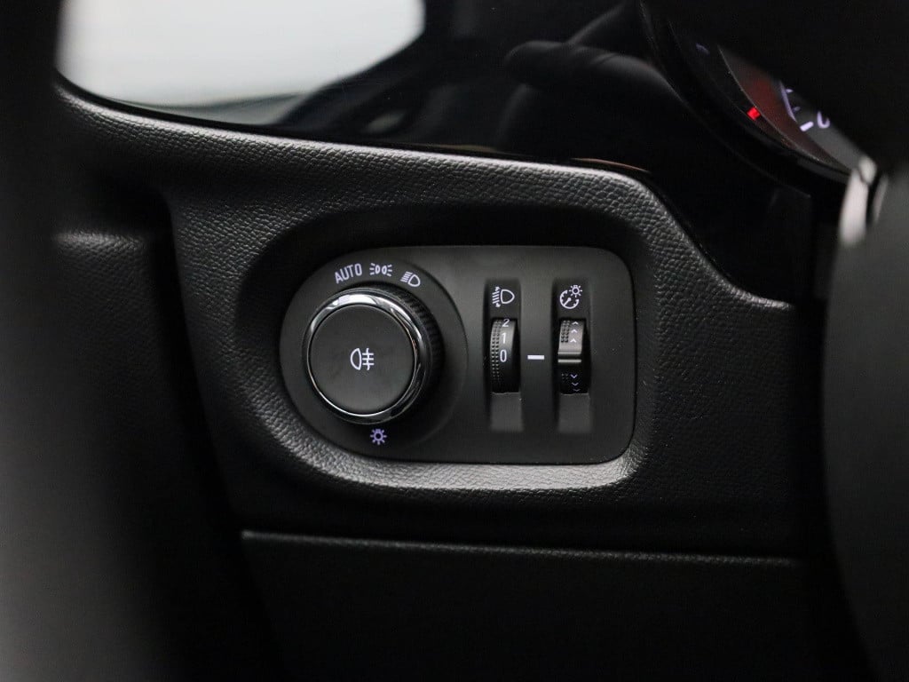 Opel Corsa 1.2 edition | airco | navigatie |  apple carplay/android auto