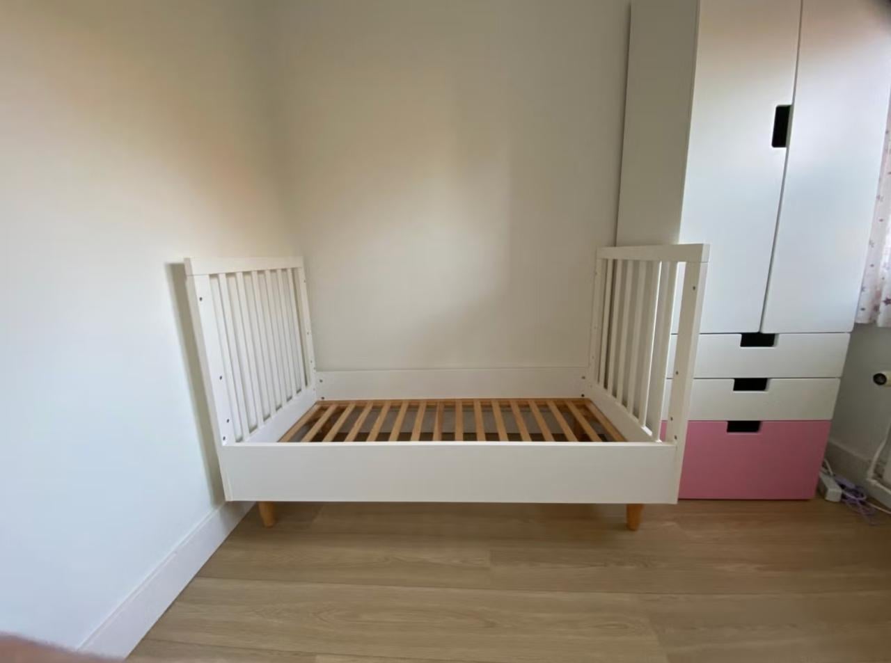 Peuterbed 140x70 Petit Amelie incl.matras