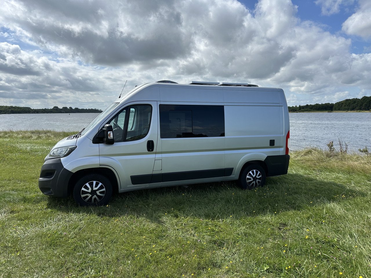Peugeot Boxer L2H2 Off Grid Camper