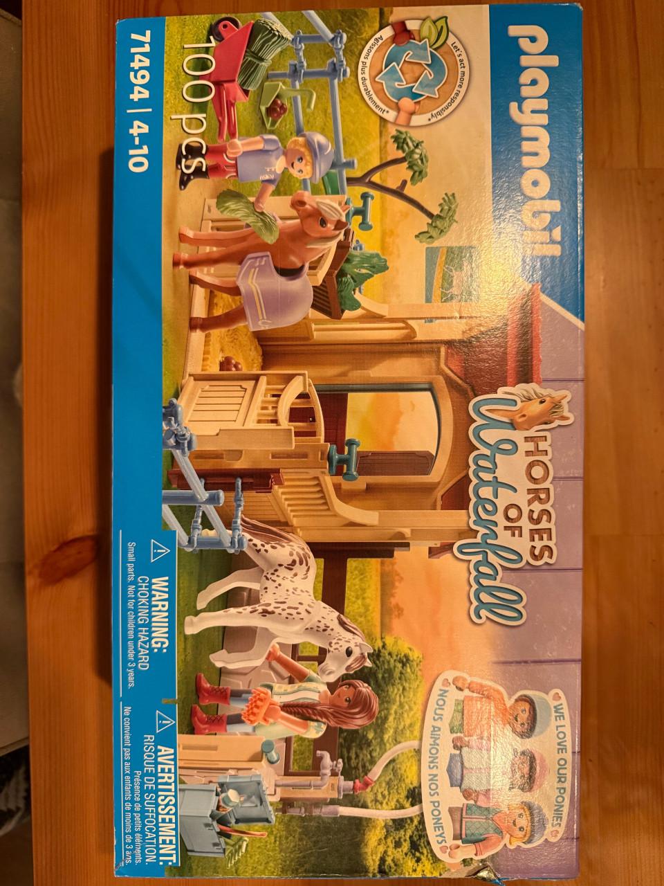 Playmobile horses of waterfall - de stal