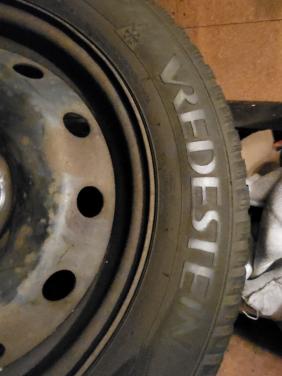 Winterbanden Snowtrac Vredestein 185/65 R15