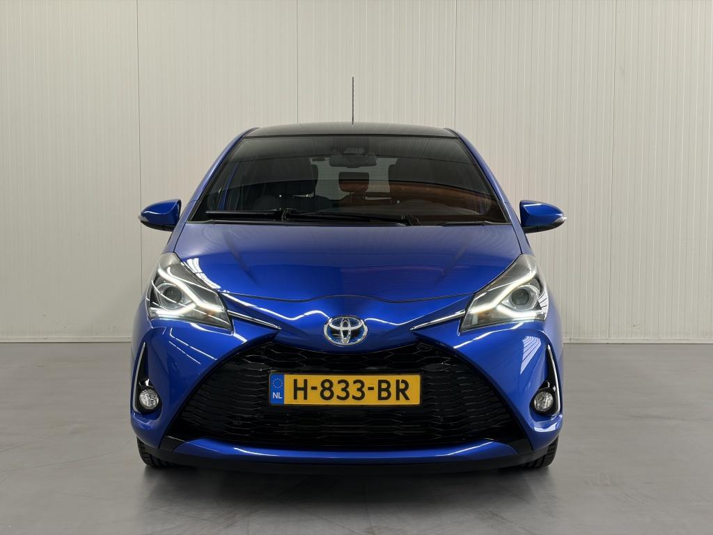 Toyota Yaris 1.5 hybrid executive