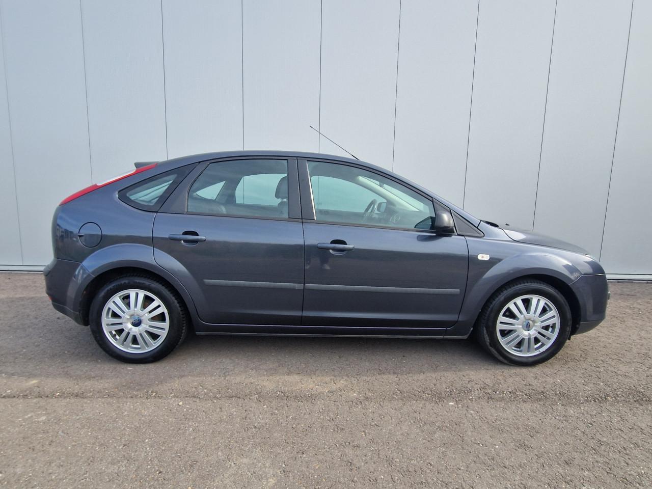 Ford Focus 1.6-16V Champion
