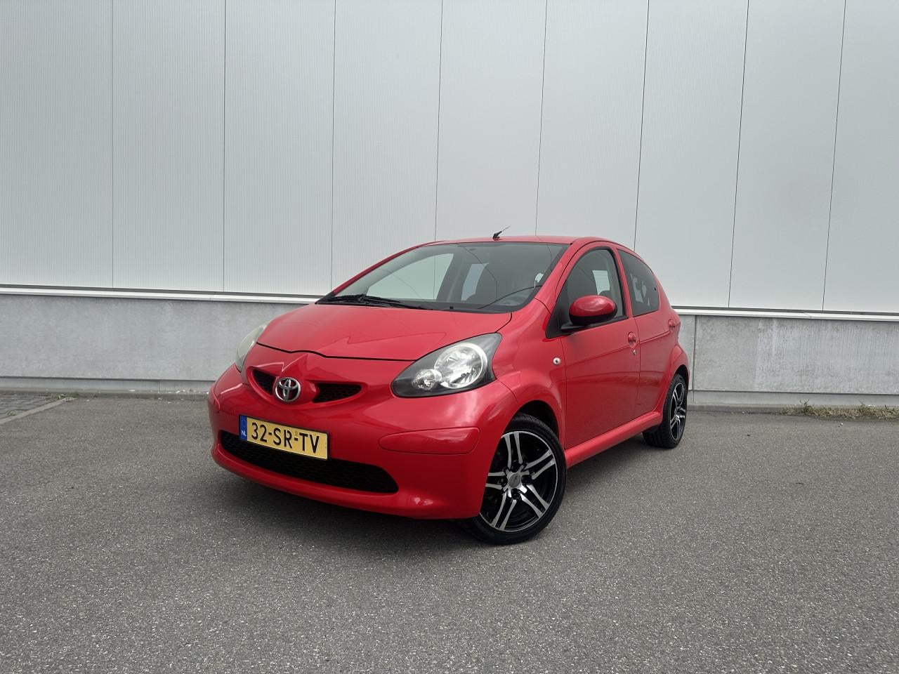 Toyota Aygo 1.0-12V + / Elektr. ramen / NAP / APK t/m 05-2027