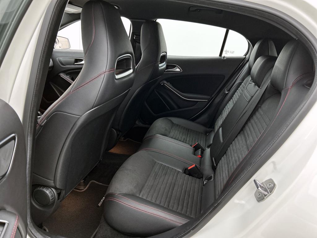 Mercedes-Benz Gla-klasse 180 business solution amg | achteruitrijcamera | t